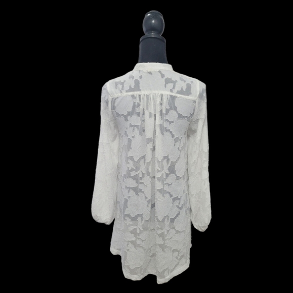 H&M Floral Jacquard Off-white Ladies Beach Dress - Picture 5 of 11